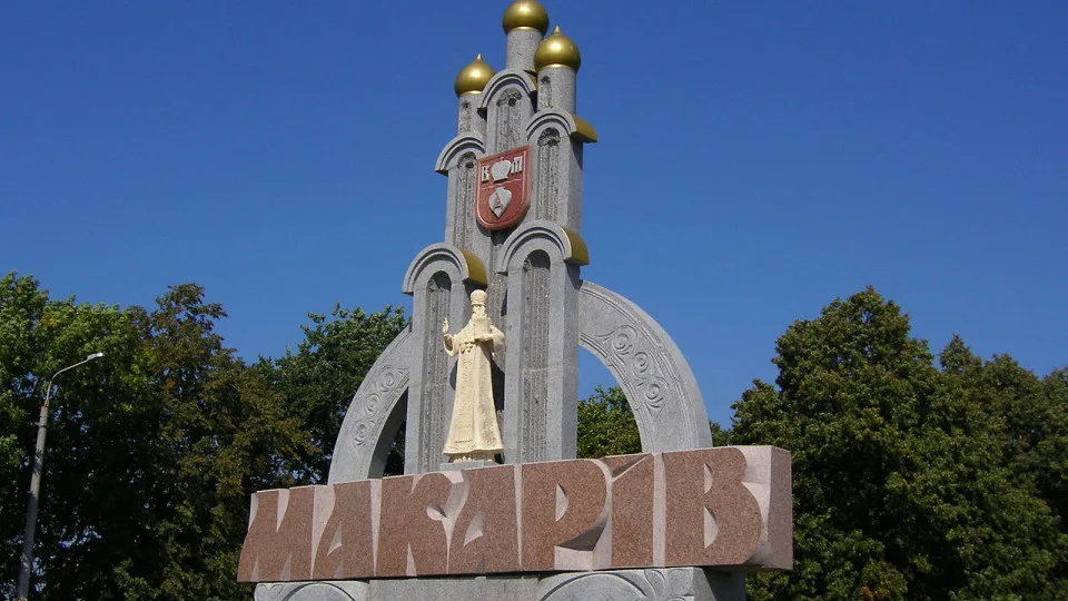Макарів вкладе ще 63,8 млн гривень ремонт пошкодженого росіянами будинку на вул. Проектній