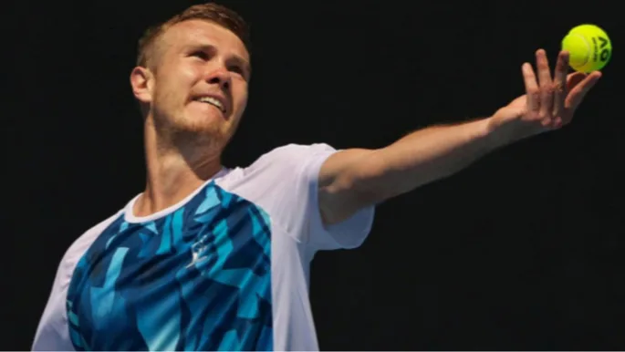 Сачко на відмові суперника вийшов у півфінал челенджеру в Італії