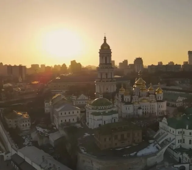 Зухвалий грабунок Лаври: як російський нумізмат Марков та більшовики полювали за золотом ченців?