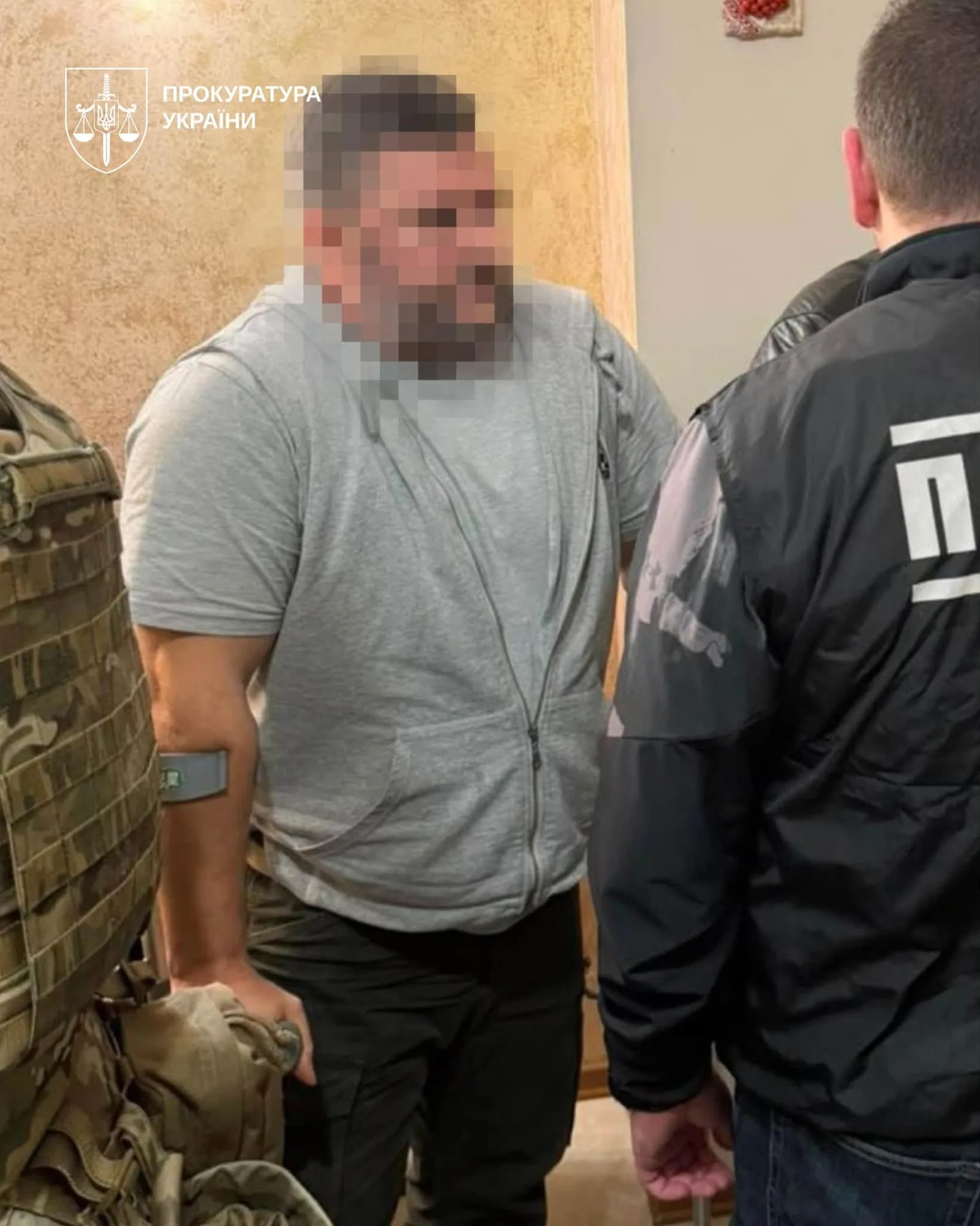 Замовний напад із кислотою на Київщині: трьох чоловіків підозрюють у замаху (фото) Замовний напад із кислотою на Київщині: трьох чоловіків підозрюють у замаху
