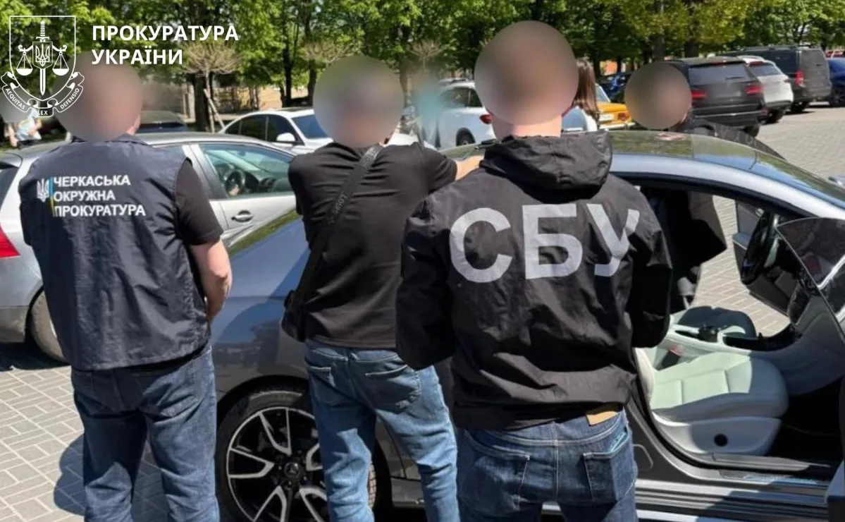 У Черкасах чоловіка оштрафували на 442 тисячі гривень за обіцянку допомогти оформити інвалідність