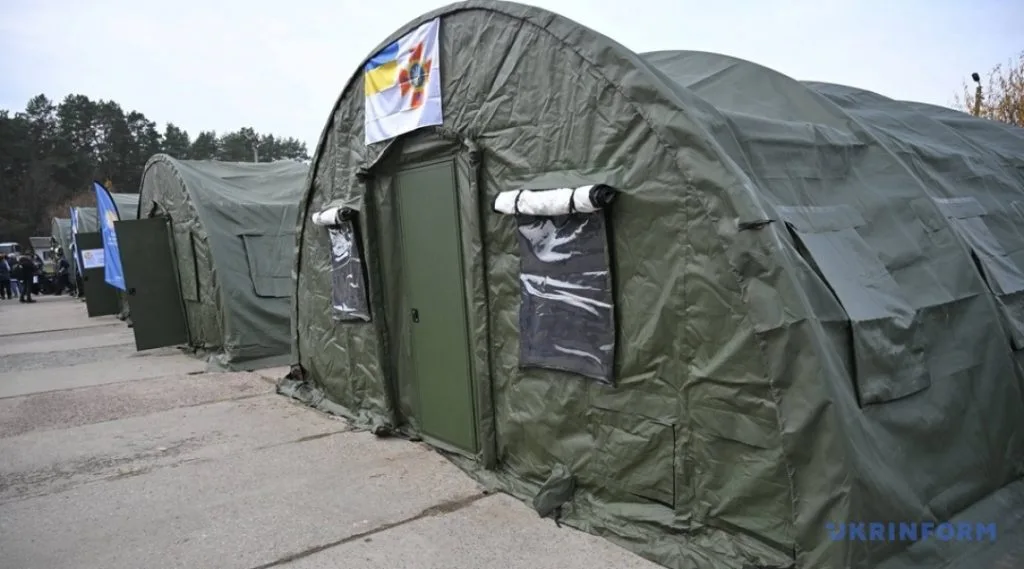 Врятовані жителі окупованих Олешків прибули в Україну Врятовані жителі окупованих Олешків прибули в Україну