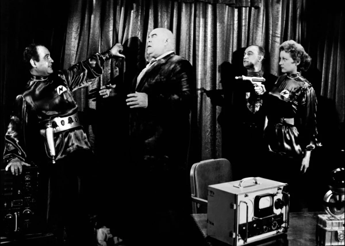 План 9 з відкритого космосу (Plan 9 from Outer Space) 1959