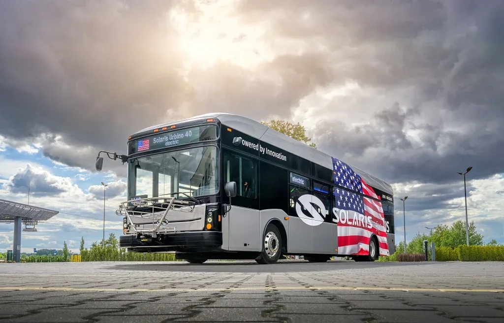 Анонсовано прототип великого міського автобуса COR Transit (ВІДЕО)