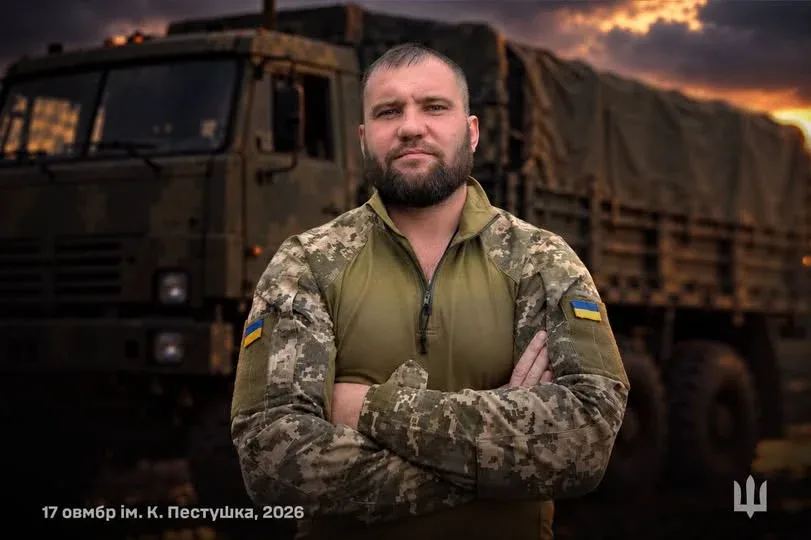 Дві години без фар і навігації: як «Зіна» возить пальне для броні на передову 