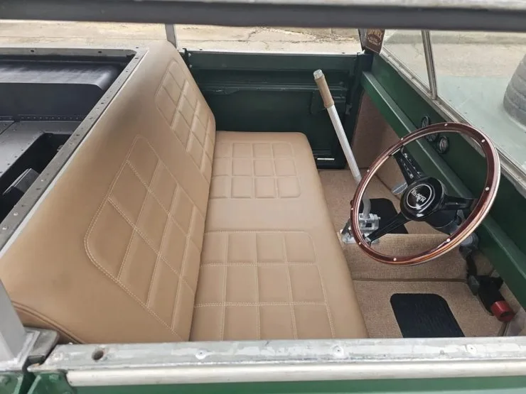 Уникальный Land Rover продают за $ 20 000