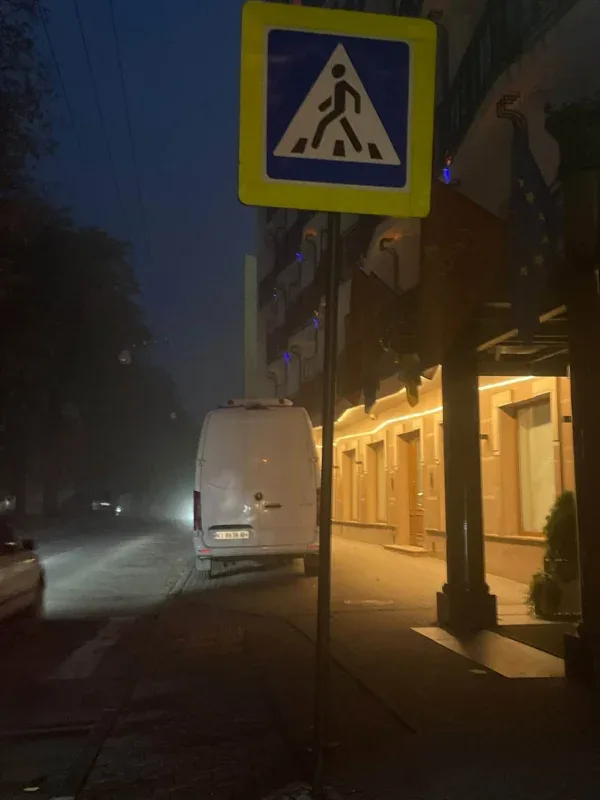 У Львові правила паркування діють не для всіх