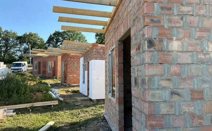 Американець із чернівецьким корінням будує на Буковині центр для родин українських військових «Рефідім»
