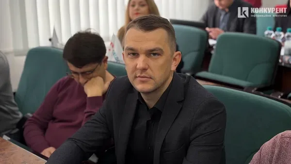 Землю Луцької громади варто продавати, а не здавати під схеми, – депутат