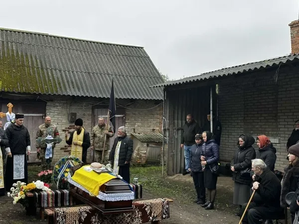 На Волині провели в останню земну дорогу Героя Юрія Віценюка (фото)