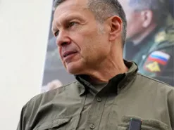 У Росії чоловіка оштрафували за критику пропагандистської програми Соловйова
