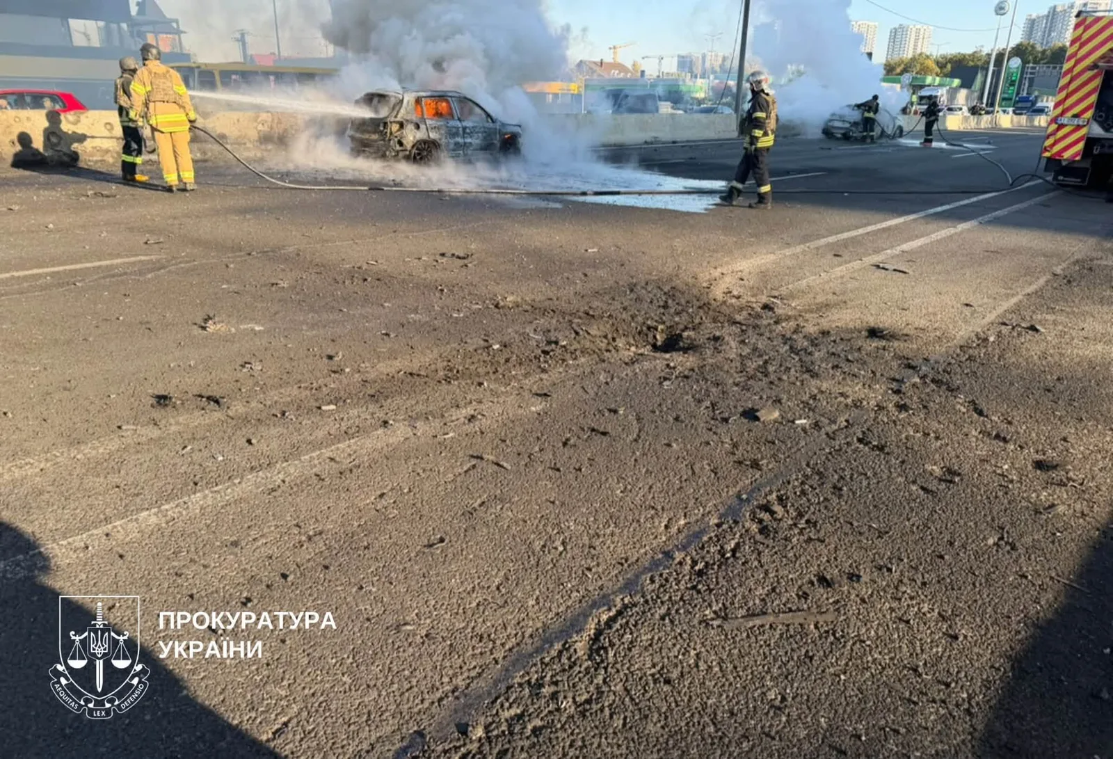 Зафіксовано влучання БПЛА поблизу автодороги Київ - Одеса: троє людей загинули, ще четверо отримали поранення (фото)