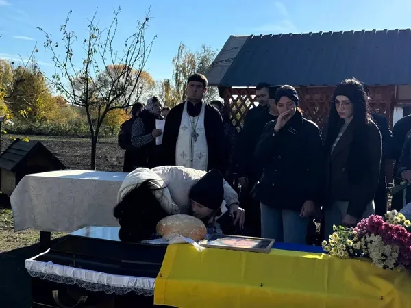 Загинув ще у вересні 2024-го: на Волині попрощалися з воїном Віктором Атосіним (фото)