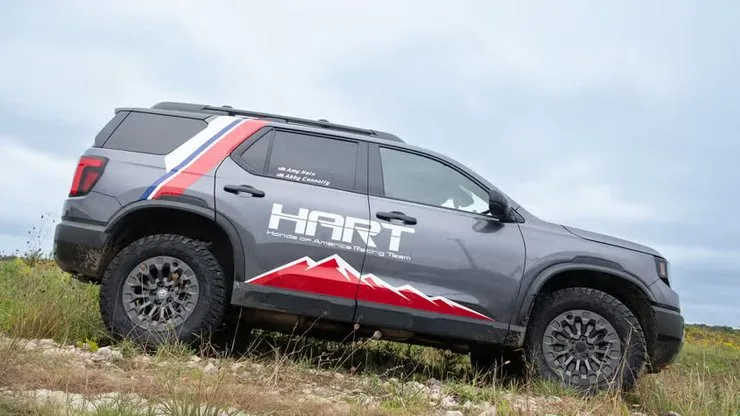 Автомобиль Honda Passport TrailSport