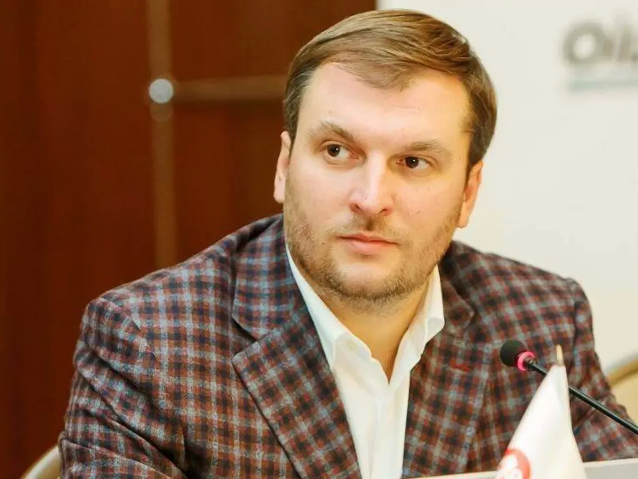 Це купа мільярдів доларів, які могли б піти на війну