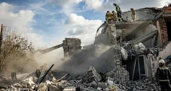 Россия массированно атакует Украину ракетами Х-101, «Калибрами» и баллистикой - где прогремели взрывы