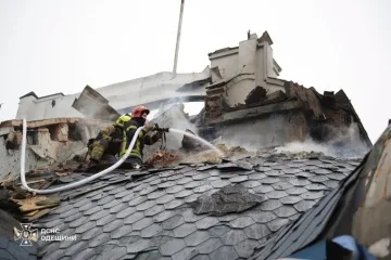 В Одесі ліквідували пожежу в багатоповерхівці після атаки РФ