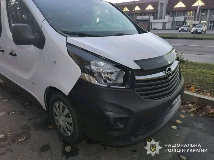 На Львівщині водій Opel Vivaro збив чоловіка
