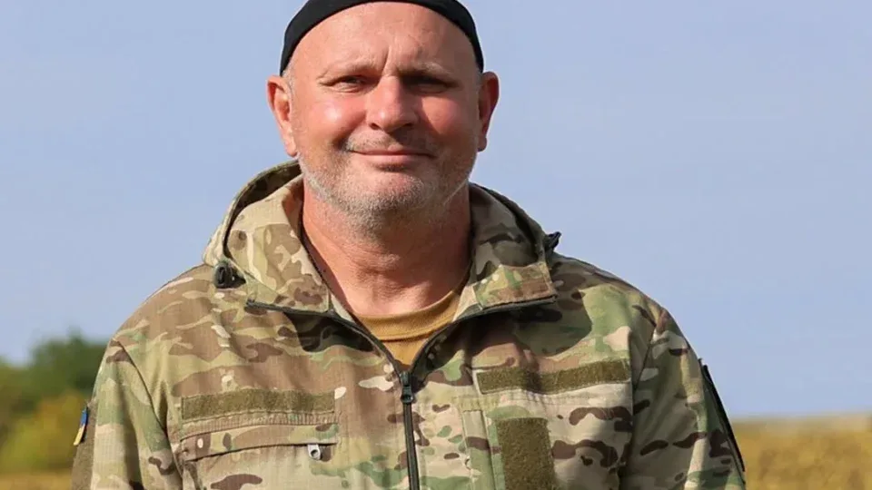 «За стовпом побачили „ждуна“»: історія залізничника, який став водієм HMMWV
