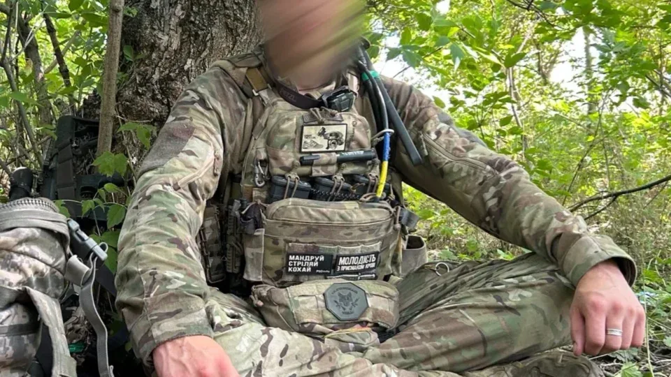 «Прокинувся не від будильника, а від ударів FPV»: як «Юніор» у 19 років прийшов до ССО