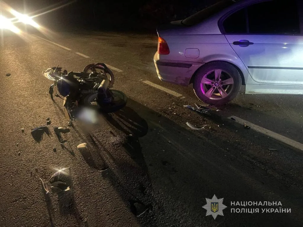 На Одещині 16-річний мотоцикліст опинився в лікарні після зіткнення з авто