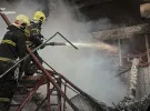 На підприємстві в Бучанському районі локалізували пожежу після атаки РФ