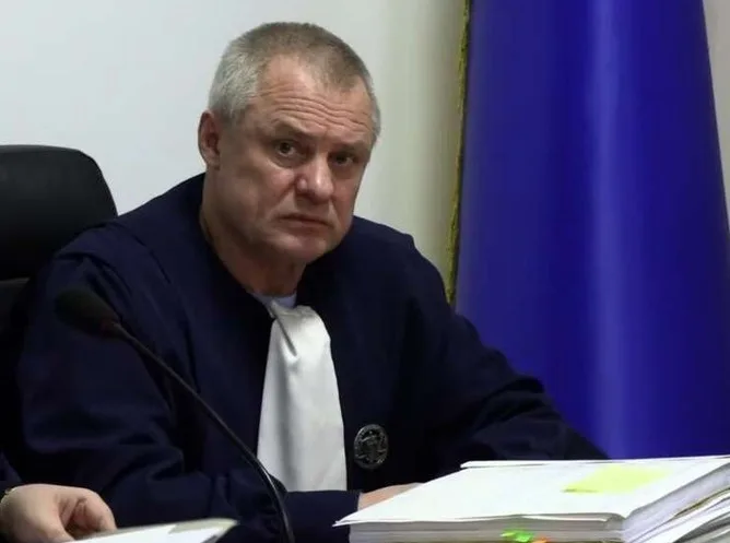 Ярослав Василенко избежал наказания за поездки в Крым: ВРП закрыло дело