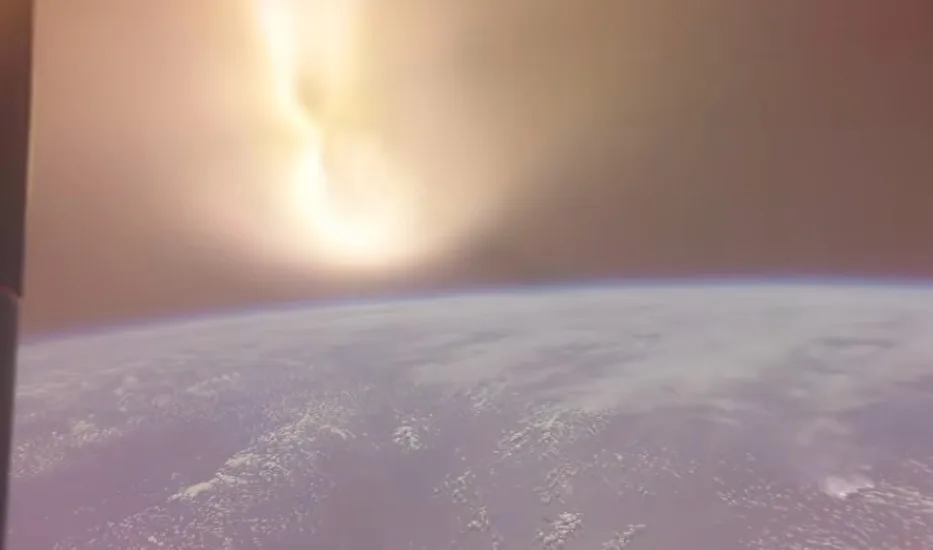 Огненное возвращение астронавтов с Луны: NASA показало неизвестные данные "Артемида-2" (видео)