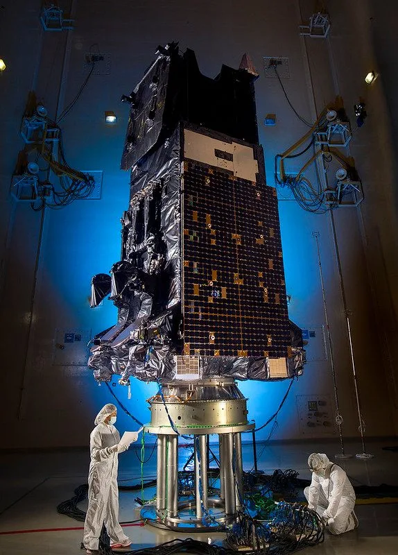Супутник SBIRS GEO-5 компанії «Локхід Мартін» — перший військовий космічний супутник, побудований на базі модернізованої бойової платформи LM 2100™ і виготовлений у рекордно короткі терміни, — готовий до запуску у 2021 році.