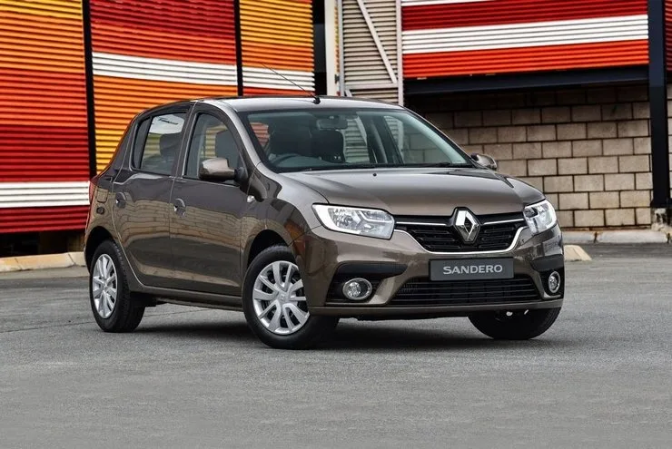 Автомобиль Renault Sandero
