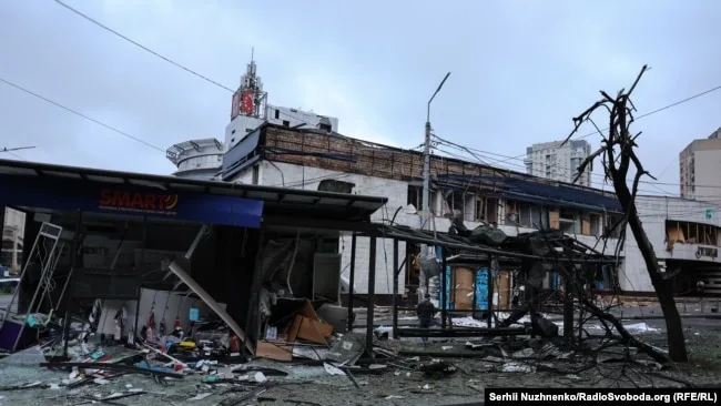 Наслідки обстрілу безпілотниками, Київ, Лук'янівка, 21 липня 2025 року