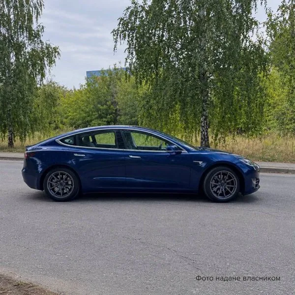 Tesla Model 3 стала пикапом