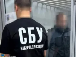 Жителя Полтавщини підозрюють у наведенні російських ударів по полігонах та позиціях ЗСУ