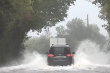 У Франції через шторми та повені загинули троє людей