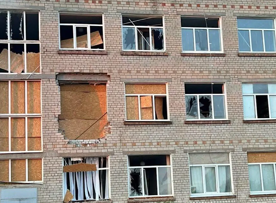 Поранений працівник поліції: ворог бив по громадах Дніпропетровщини