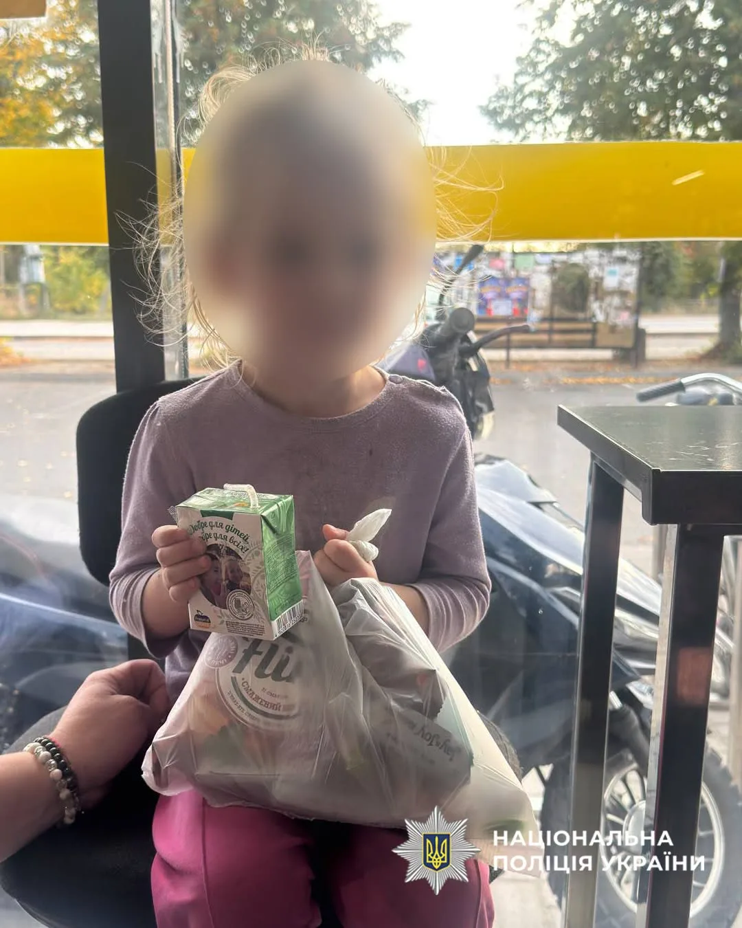Відправила мати у магазин: на Уманщині виявили трирічну дитину без дорослих