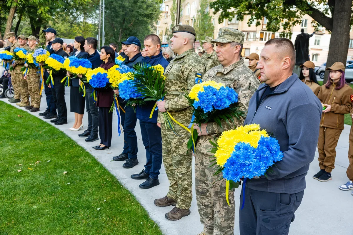 На Дереві пам`яті у Запоріжжі встановили нові дзвіночки