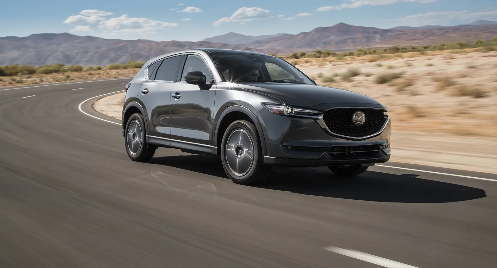 На Харківщині громада планує купити службову Mazda за 1,36 млн грн