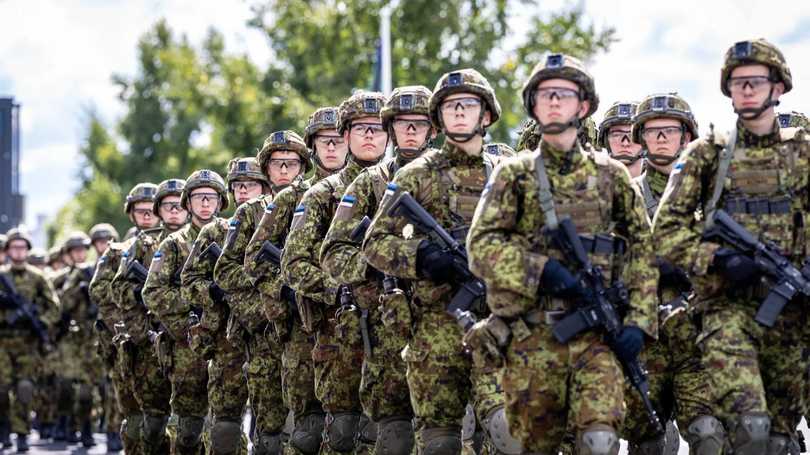 Естонія перекидає війська ближче до кордону з РФ – ЗМІ