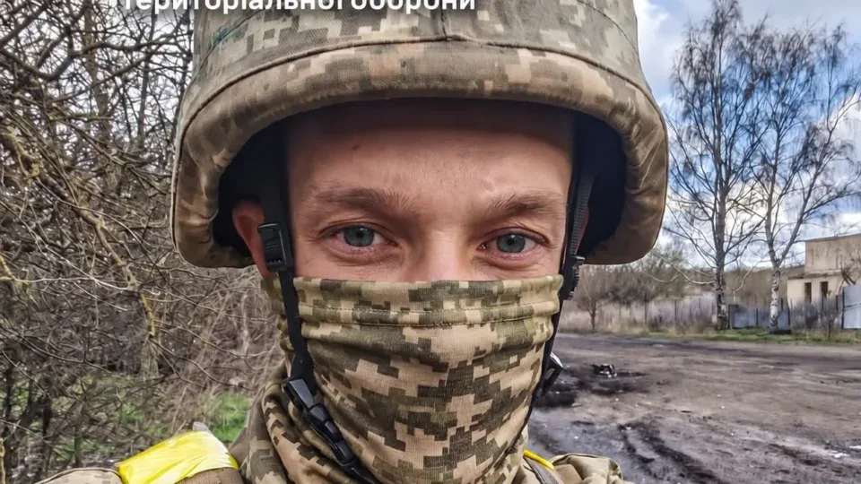 Сім окупантів пішли на&nbsp;штурм: як&nbsp;пілот БПЛА «Пчєла» вступив у&nbsp;стрілецький бій з&nbsp;ворогом 