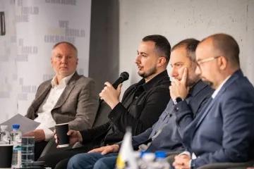 РНБО: 18 українських компаній вже отримали дозволи для продажу озброєння за кордон