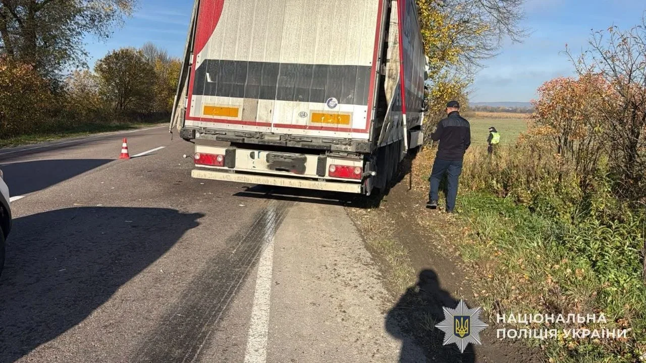 На Стрийщині у ДТП з автопоїздом загинув водій Fiat - 5