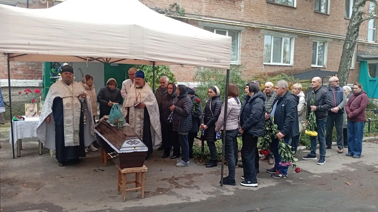 У Миргороді попрощалися із загиблим Захисником України Олександром Закревським
