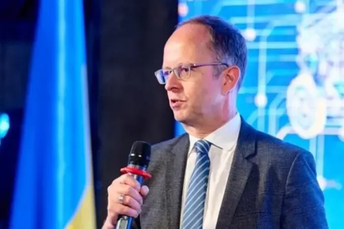 Німецький посадовець анонсував спільні збройні заводи та назвав суперсилу України