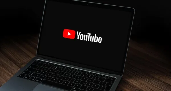 YouTube вводит маркировку музыки, созданной искусственным интеллектом