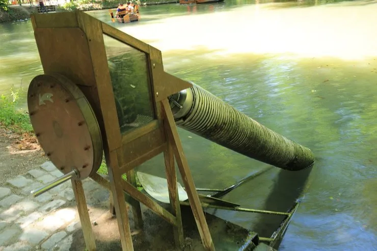 Винт Архимеда поднимал воду вверх