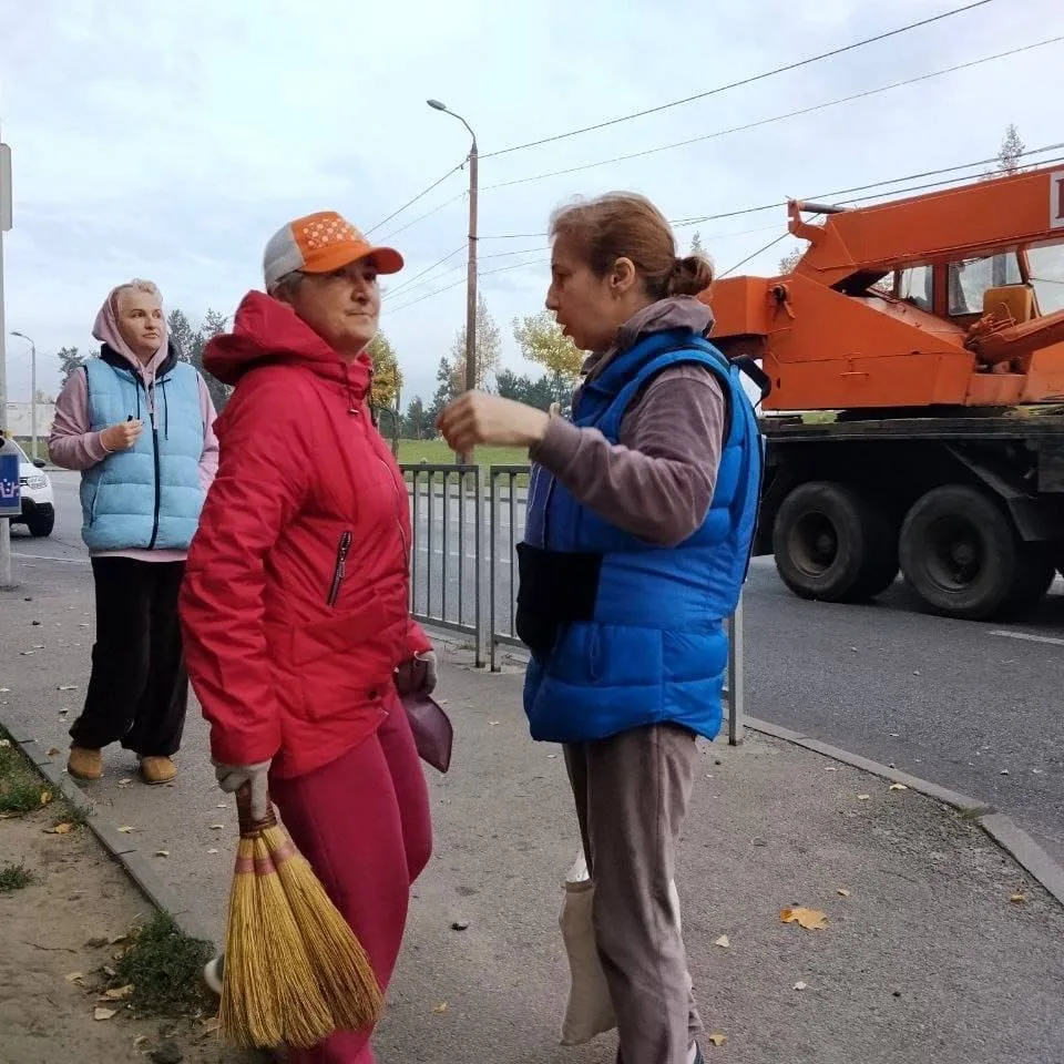 У Дніпрі через ранкову атаку рф пошкоджені дві багатоповерхівки гімназія та авто — Борис Філатов