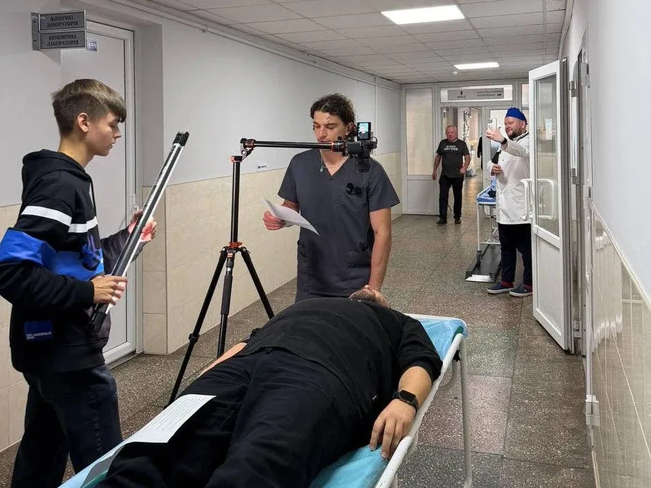 Радіо "Львівська хвиля" відкрило збір на дефібрилятор для Львівського кардіоцентру