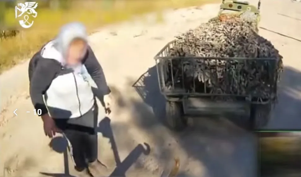 На Сумщині бабуся допомогла ЗСУ врятувати НРК, який підірвався на міні (відео)