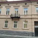 На вул.